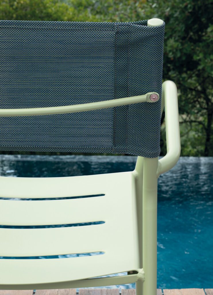 krzesło Vera, krzesło Vermobil, włoskie meble, outdoor furniture, krzesło outdoorowe, krzesło sztaplowane, krzesło tarasowe, krzesło metalowe, krzesło odporne na warunki atmosferyczne