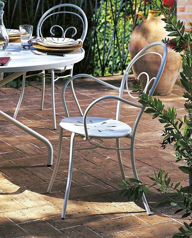 krzesło Mimmo, krzesło Vermobil, krzesło włoskie, włoski design, krzesło metalowe, krzesło ogrodowe, krzesło tarasowe, krzesło sztaplowane, krzesło do ogródka restauracyjnego