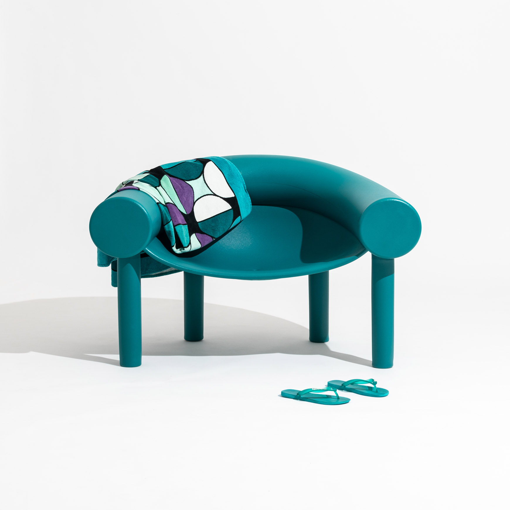 Magis_samson_lowchair_ambient_SD1890_petrol_09.jpg