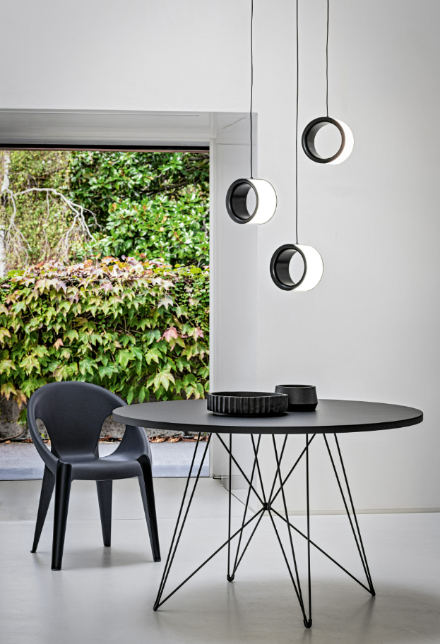 lampa Lost, lampa Magis, lampa wisząca, lampa minimalistyczna, lampa sufitowa, lampa do salonu, nowoczesna lampa