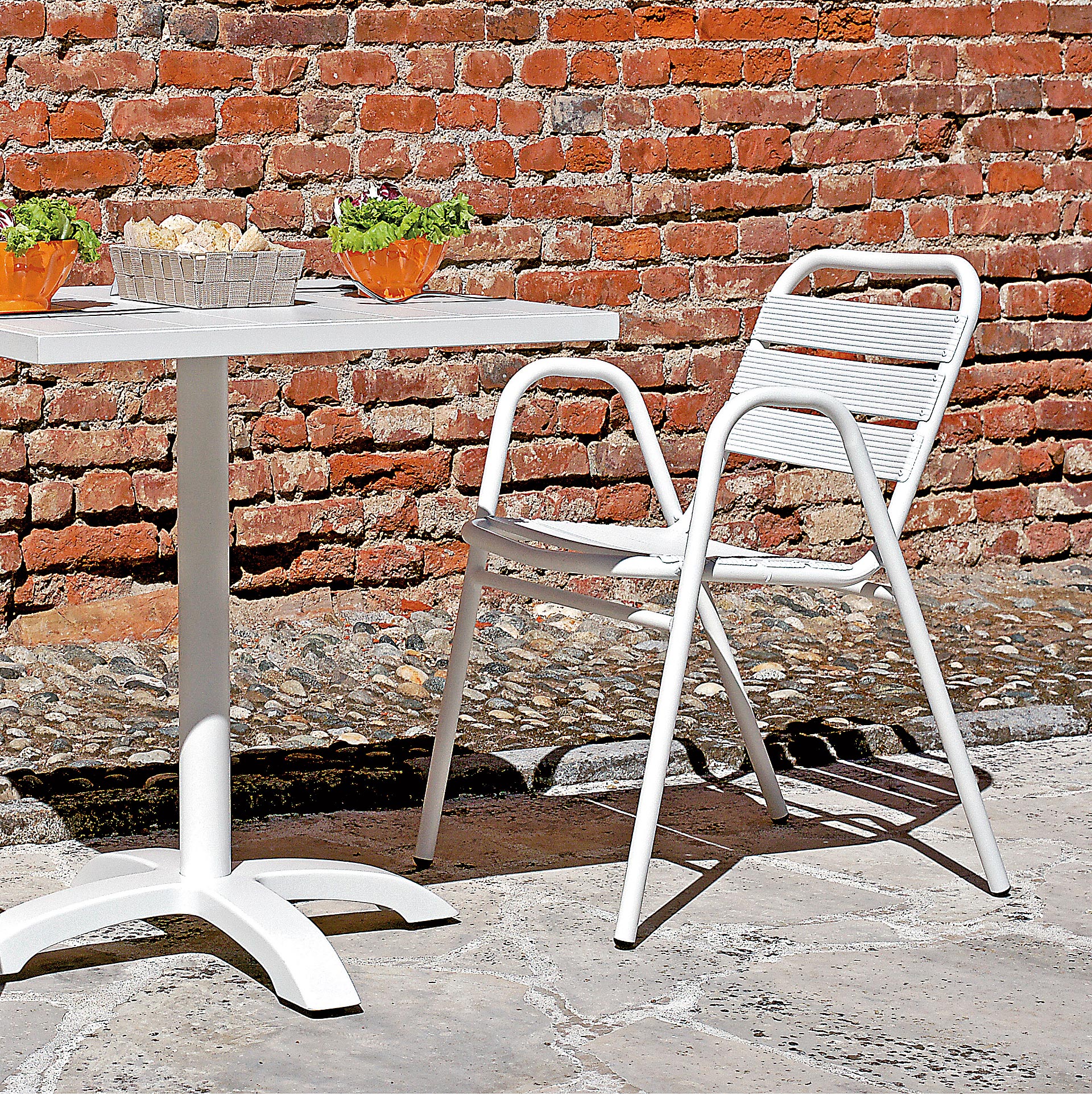 krzesło Calipso, krzesło aluminiowe, krzesło sztaplowane, krzesło outdoorowe, krzesło na taras, meble ogrodowe
