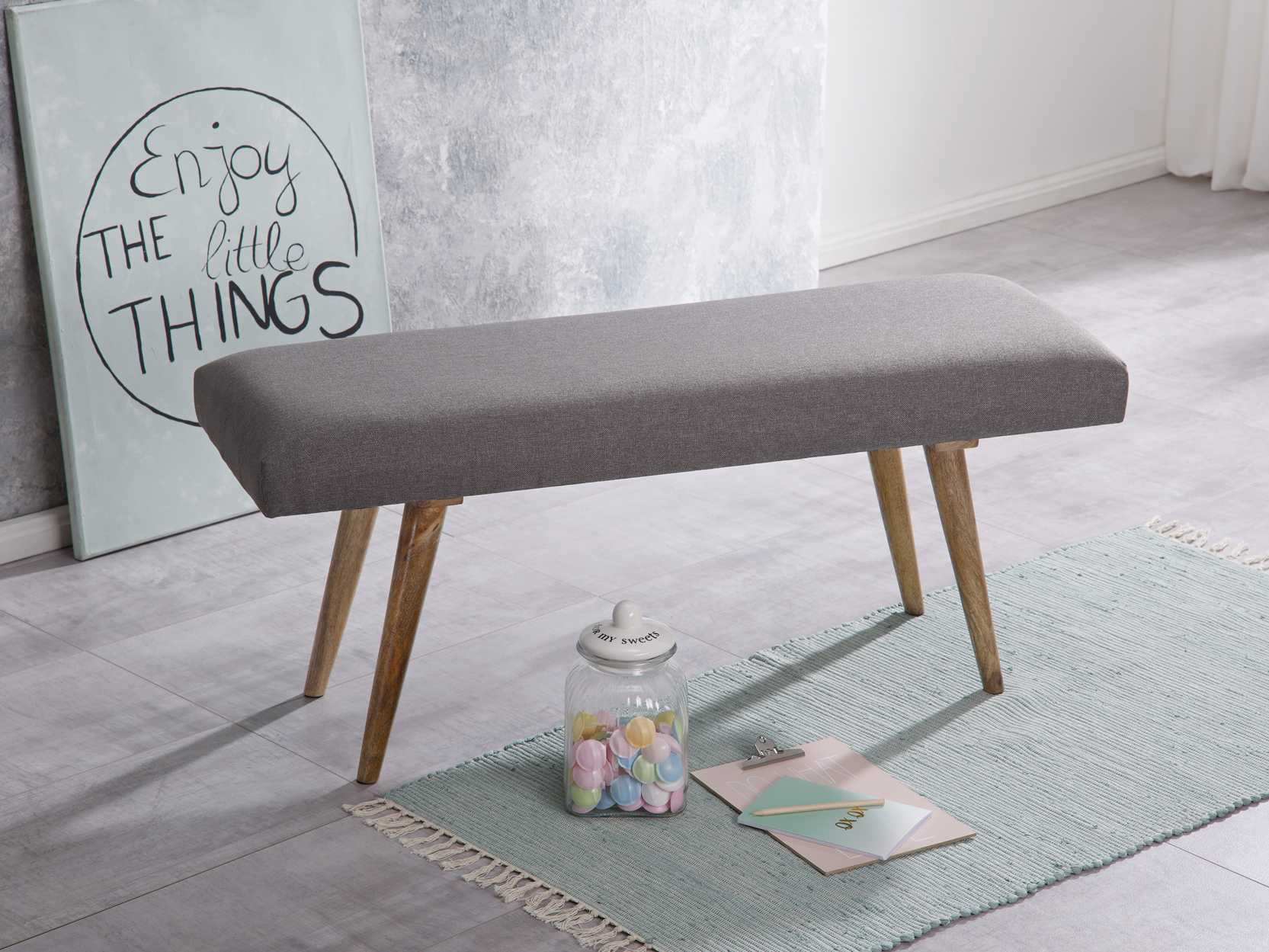 ławka Wohnling, ławka z drewna mango, ławka drewniana, ławka do jadalni, styl retro, ławka tapicerowana