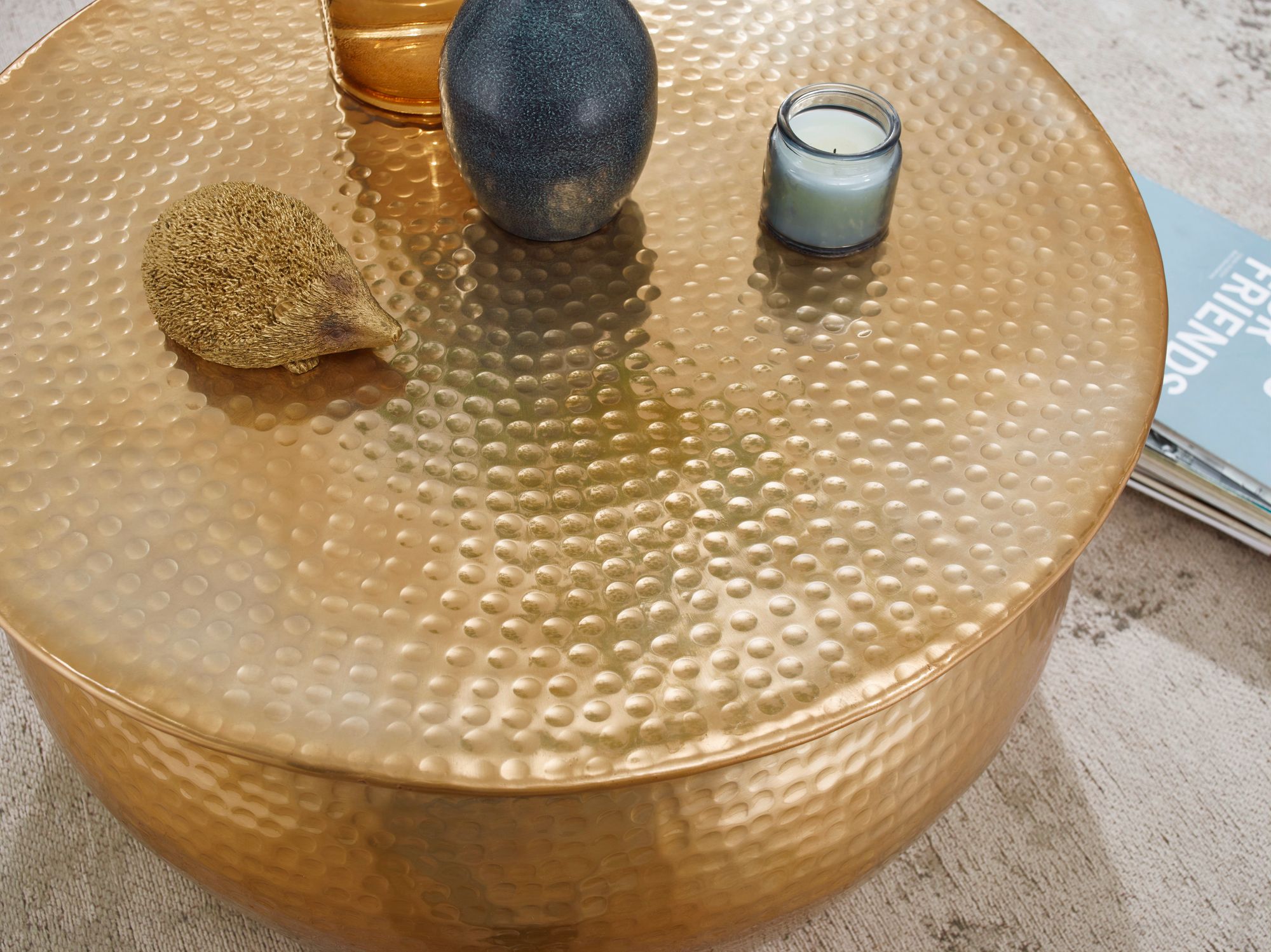 stolik boczny Karam, stolik aluminiowy, stolik pomocniczy, stolik do salonu