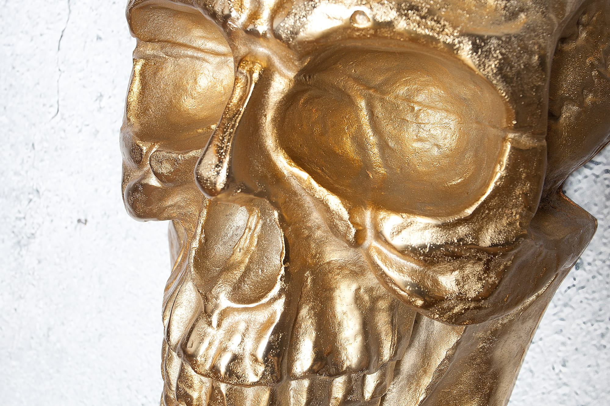 Dekoracja ścienna Skull 40cm Invicta, element dekoracyjny wnętrza, wysoka jakość prezentowanego produktu, w kolorze srebrnym i złotym