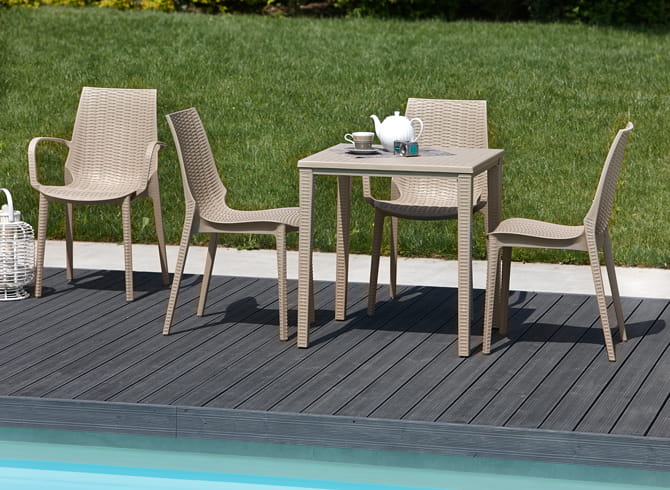 Krzesło Lucrezia z podłokietnikami - linen