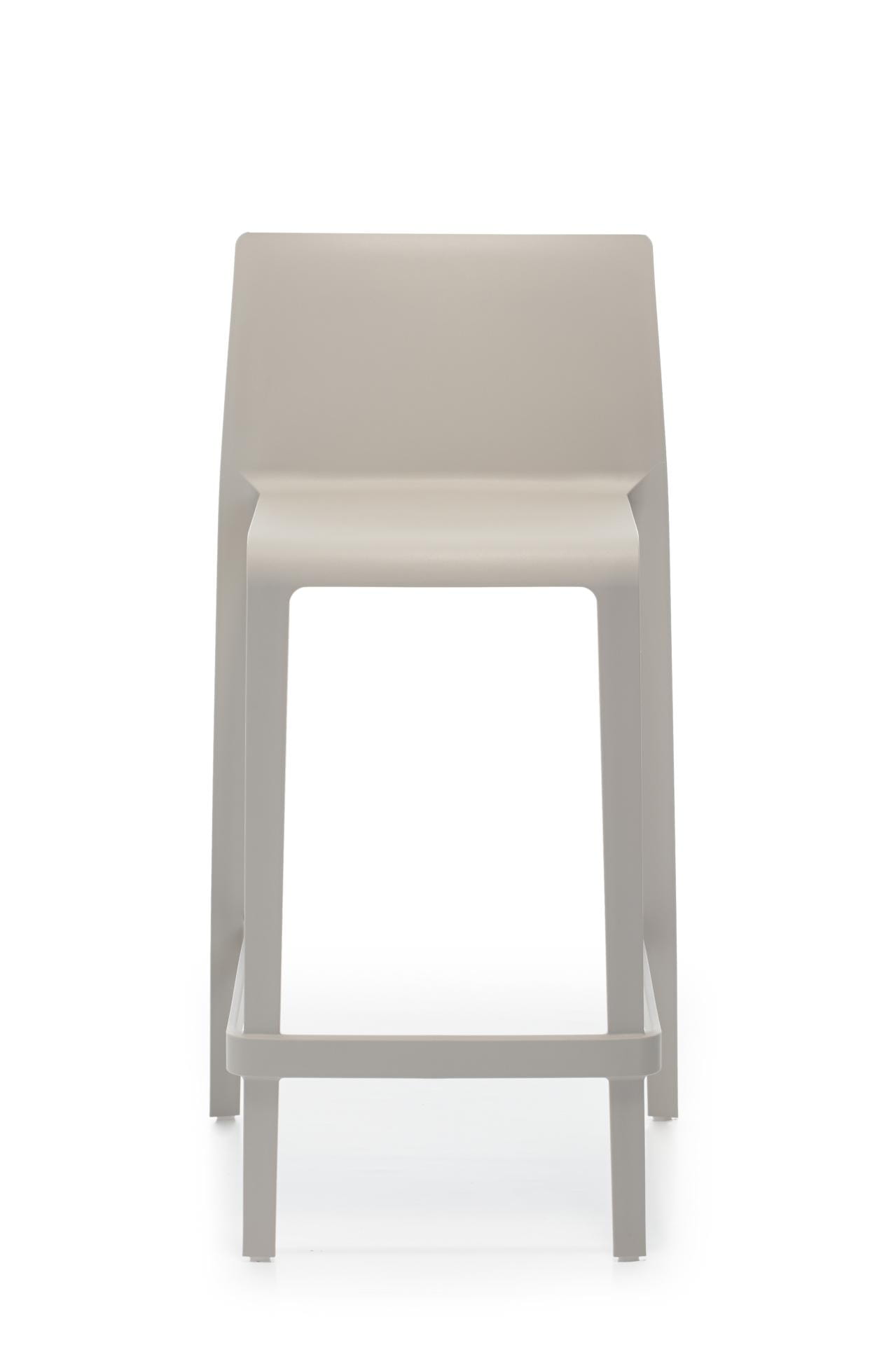 Hoker Volt 677 szary, hoker Pedrali, hoker do kuchni, hoker do jadalni, hoker do kawiarni, włoski design, nowoczesny design