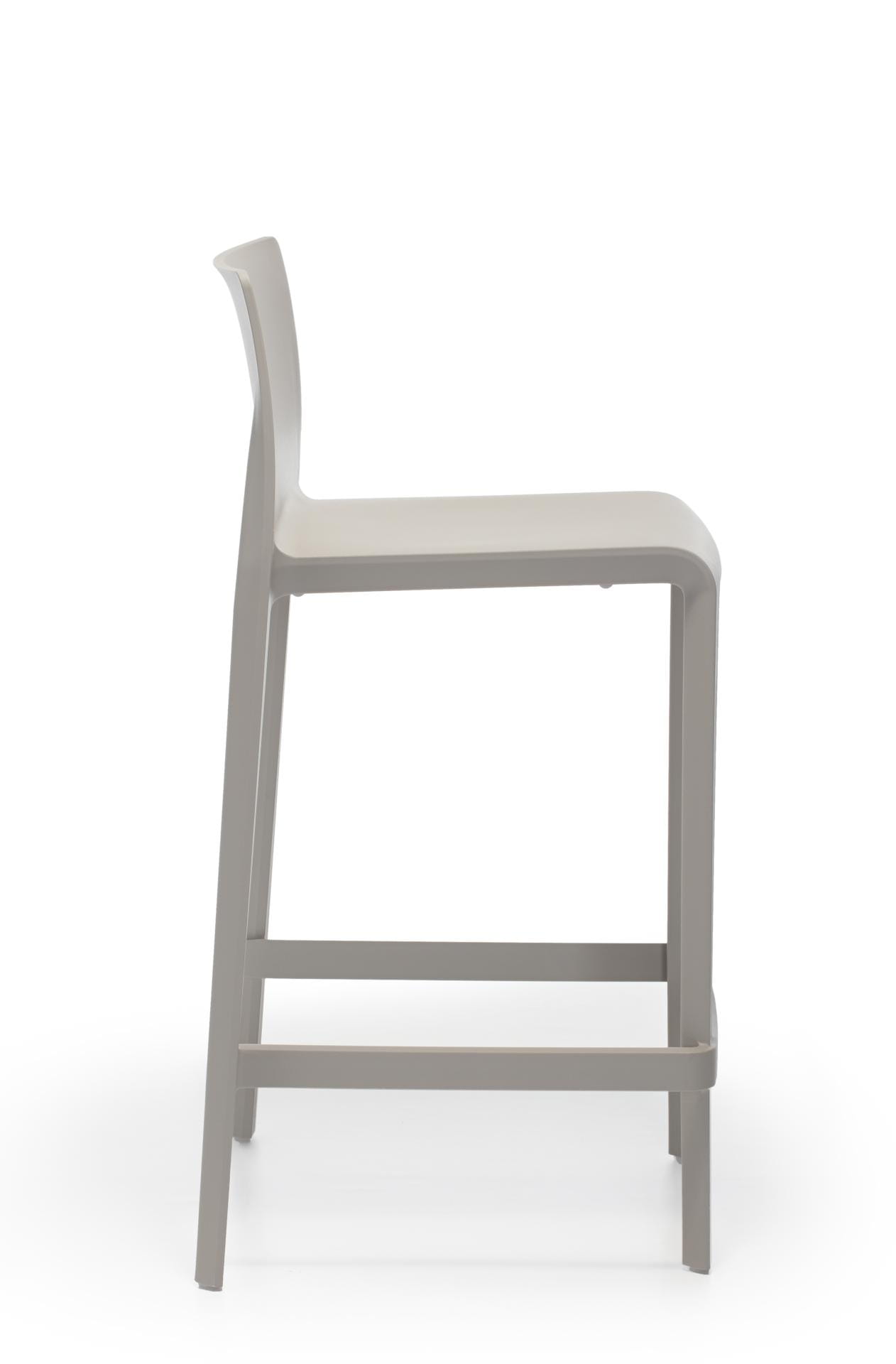 Hoker Volt 677 szary, hoker Pedrali, hoker do kuchni, hoker do jadalni, hoker do kawiarni, włoski design, nowoczesny design