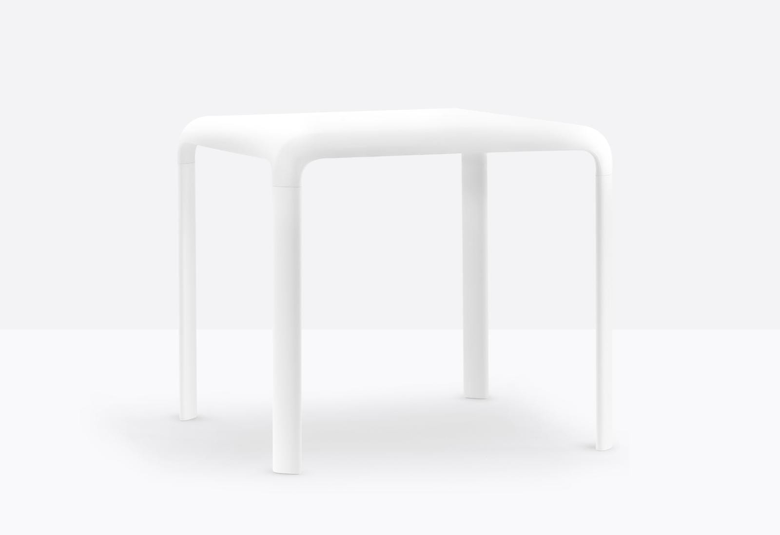 stół Snow, stół Pedrali, stół kwadratowy, stół biały, stół do jadalni, sół do restauracji, stół outdoor, nowoczesny design, włoski design