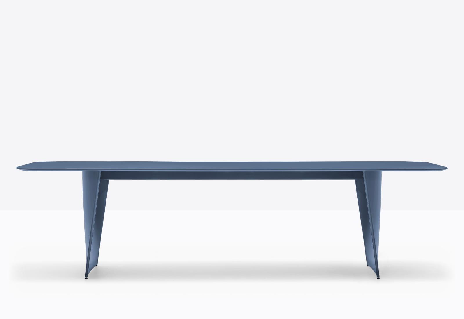 stół Frank, stół Pedrali, stół kolorowy, stół do jadalni, stół do restauracji, nowoczesny stół, nowoczesny design, włoski design