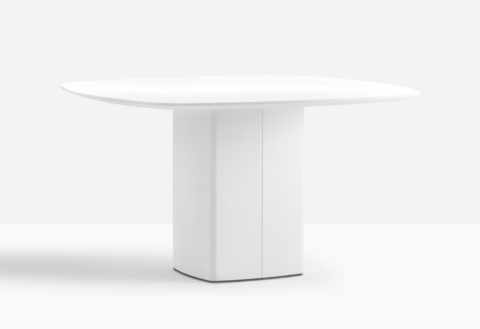 stół Aero, stół Pedrali, stół do jadalni, stół kwadratowy, stół nowoczesny, nowoczesny design, włoski design