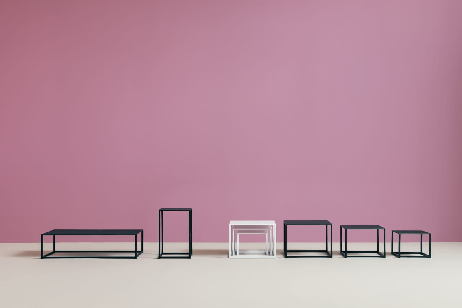 stolik kawowy Code, stolik kawowy Pedrali, stolik kawowy do salonu, stolik kawowy minimalistyczny, stolik loftowy, stolik stalowy, nowoczesny design, włoski design