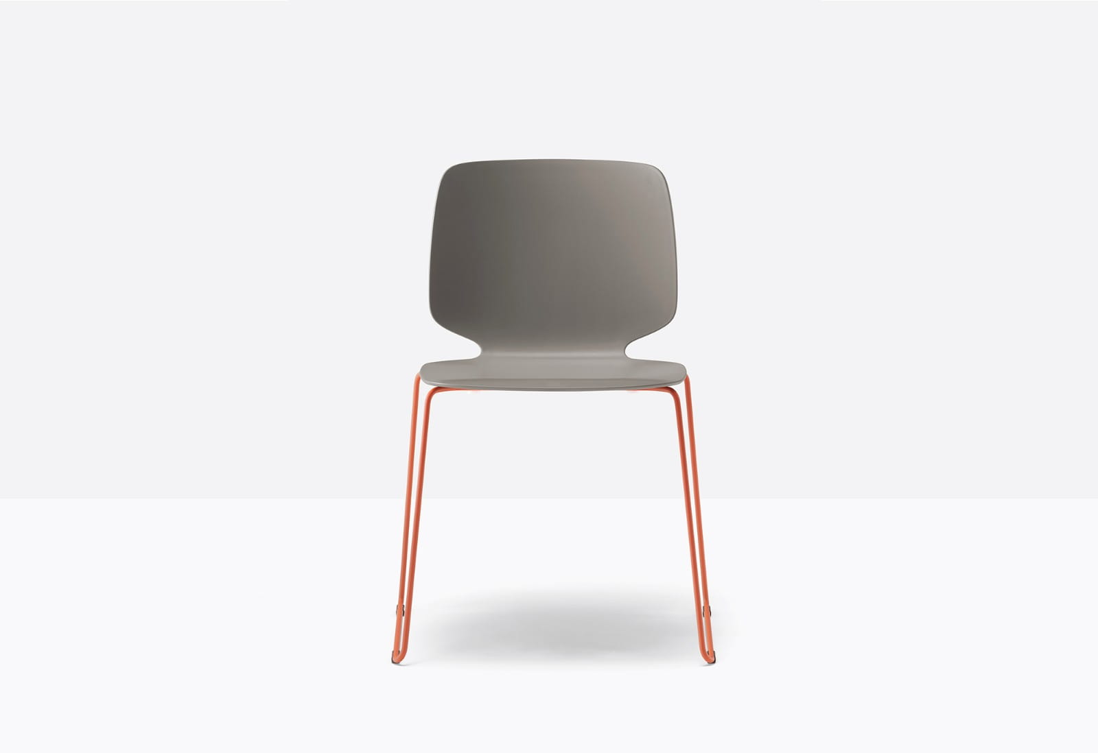 krzesło Babila, krzesło Pedrali, krzesło minimalistyczne, krzesło do jadalni, krzesło do kuchni, krzesło konferencyjne, nowoczesny design, włoski design