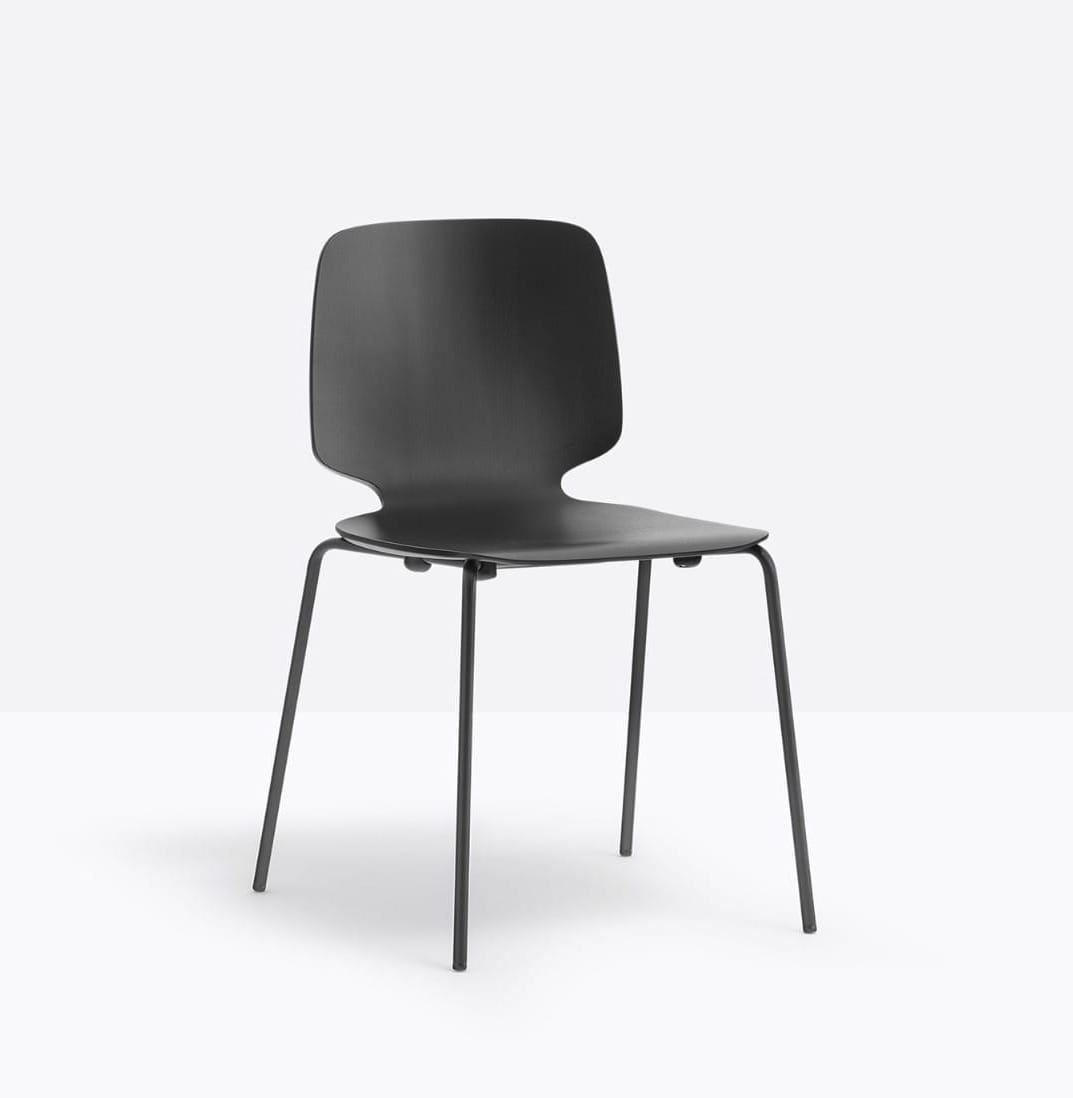 krzesło Babila, krzesło Pedrali, krzesło minimalistyczne, krzesło do jadalni, krzesło do kuchni, krzesło konferencyjne, nowoczesny design, włoski design