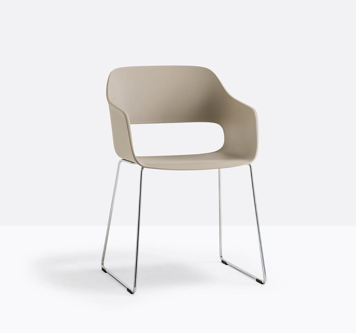 krzesło Babila, krzesło Pedrali, krzesło minimalistyczne, krzesło do jadalni, krzesło do kuchni, krzesło konferencyjne, nowoczesny design, włoski design