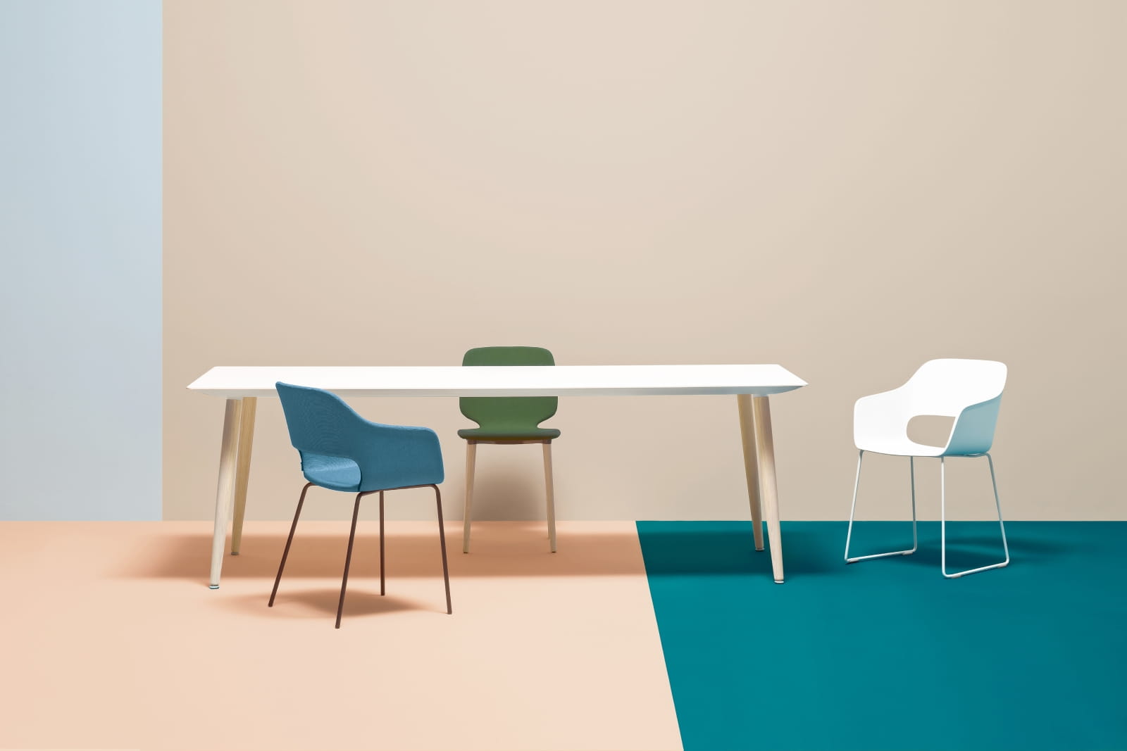 krzesło Babila, krzesło Pedrali, krzesło minimalistyczne, krzesło do jadalni, krzesło do kuchni, krzesło konferencyjne, nowoczesny design, włoski design