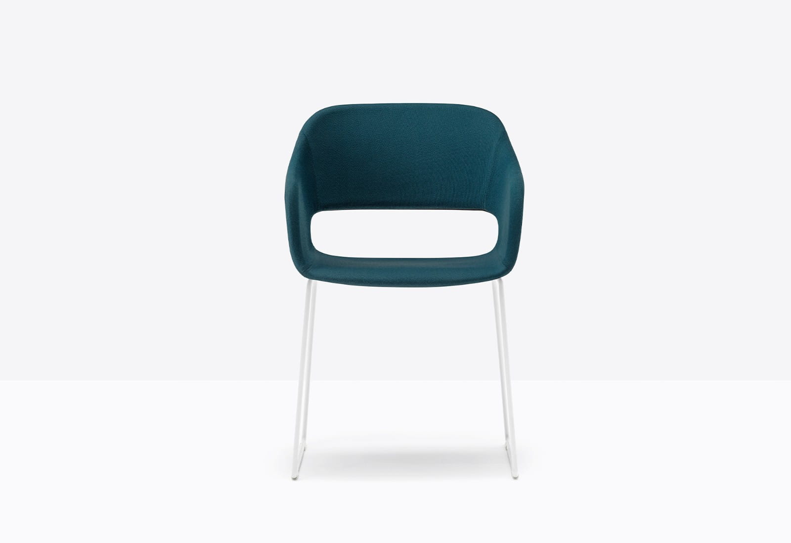 krzesło Babila, krzesło Pedrali, krzesło minimalistyczne, krzesło do jadalni, krzesło do kuchni, krzesło konferencyjne, nowoczesny design, włoski design