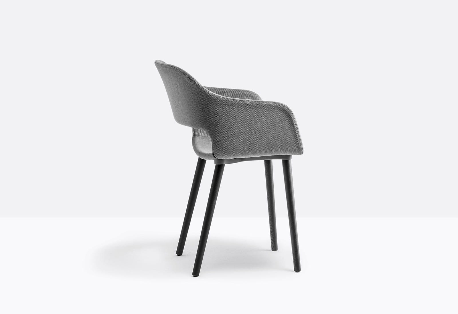 krzesło Babila, krzesło Pedrali, krzesło minimalistyczne, krzesło do jadalni, krzesło do kuchni, krzesło konferencyjne, nowoczesny design, włoski design