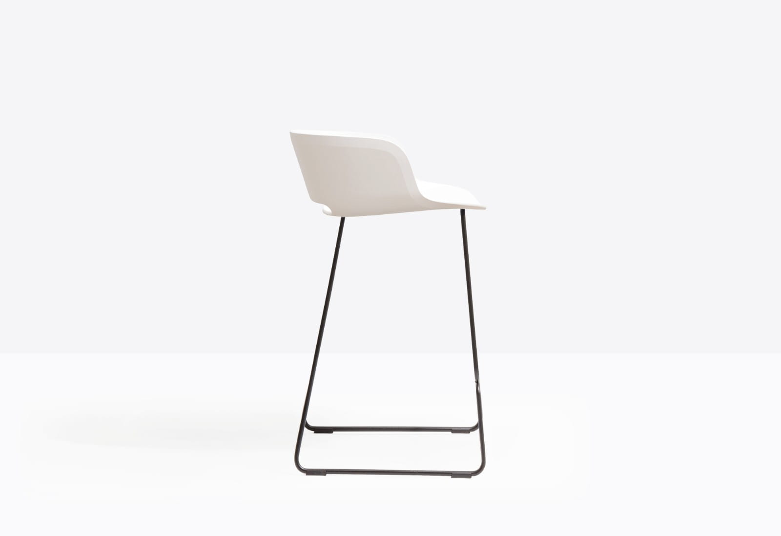 hoker Babila, hoker Pedrali, hoker do kuchni, hoker do jadalni, hoker do restauracji, hoker włoski, nowoczesny design, włoski design