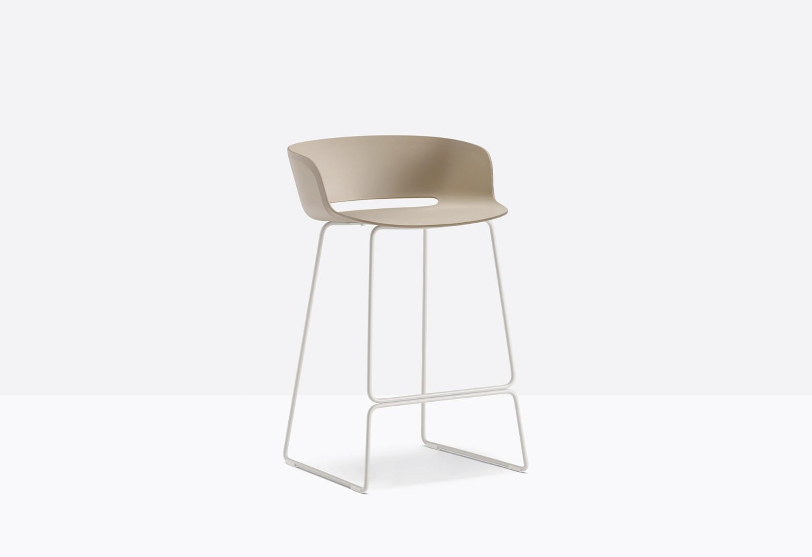 hoker Babila, hoker Pedrali, hoker do kuchni, hoker do jadalni, hoker do restauracji, hoker włoski, nowoczesny design, włoski design