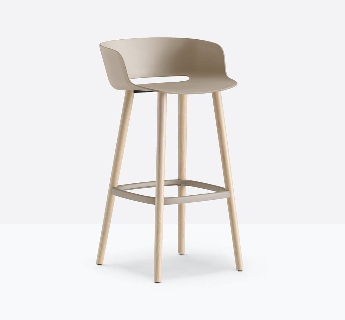 hoker Babila, hoker Pedrali, hoker do kuchni, hoker do jadalni, hoker do restauracji, hoker włoski, nowoczesny design, włoski design