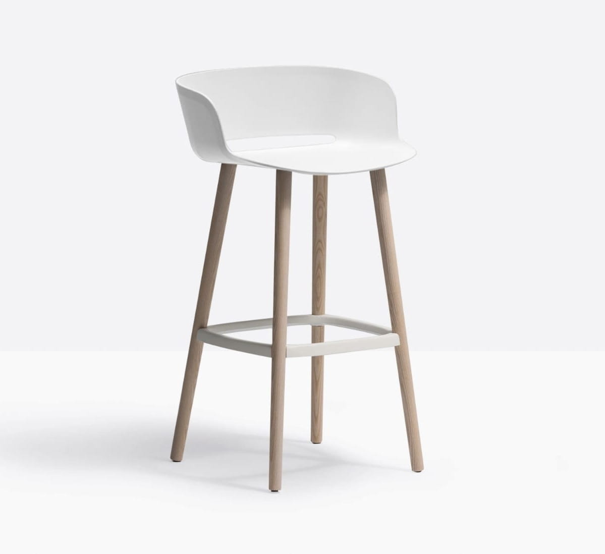 hoker Babila, hoker Pedrali, hoker do kuchni, hoker do jadalni, hoker do restauracji, hoker włoski, nowoczesny design, włoski design