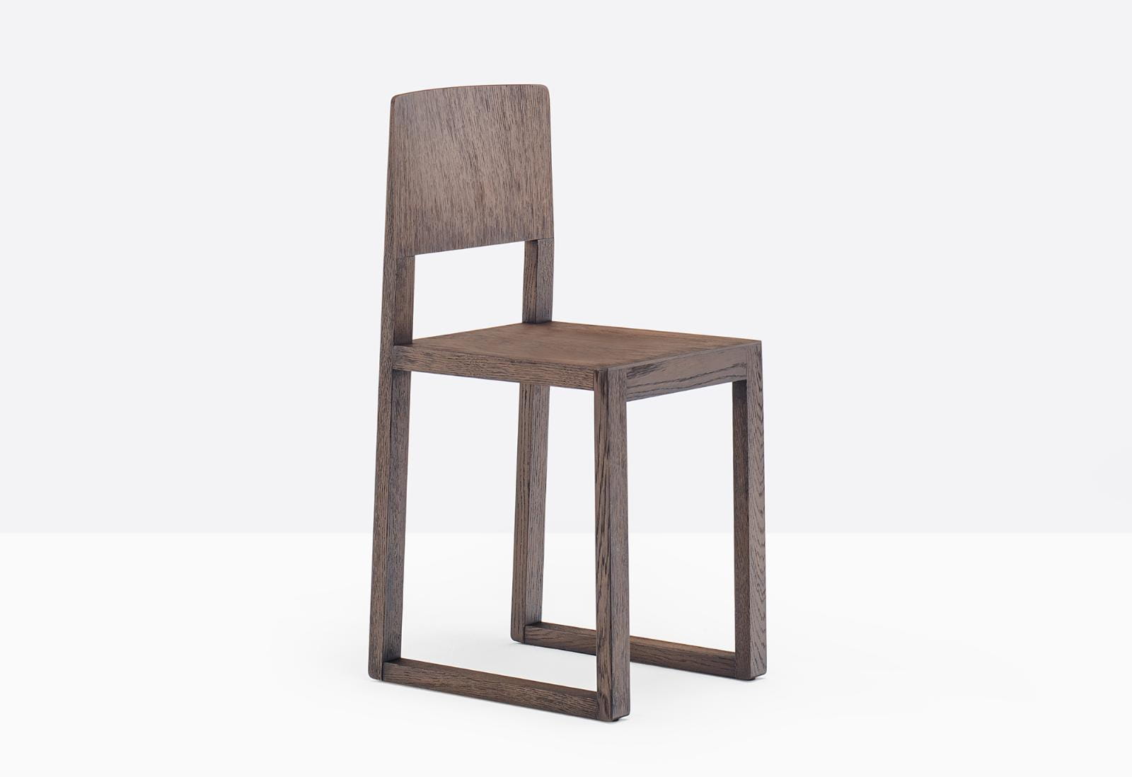 krzesło Brera, krzesło Pedrali, krzesło dębowe, krzesło drewniane, krzesło do jadalni, krzesło do kuchni, krzesło do restauracji, nowoczesny design, włoski design