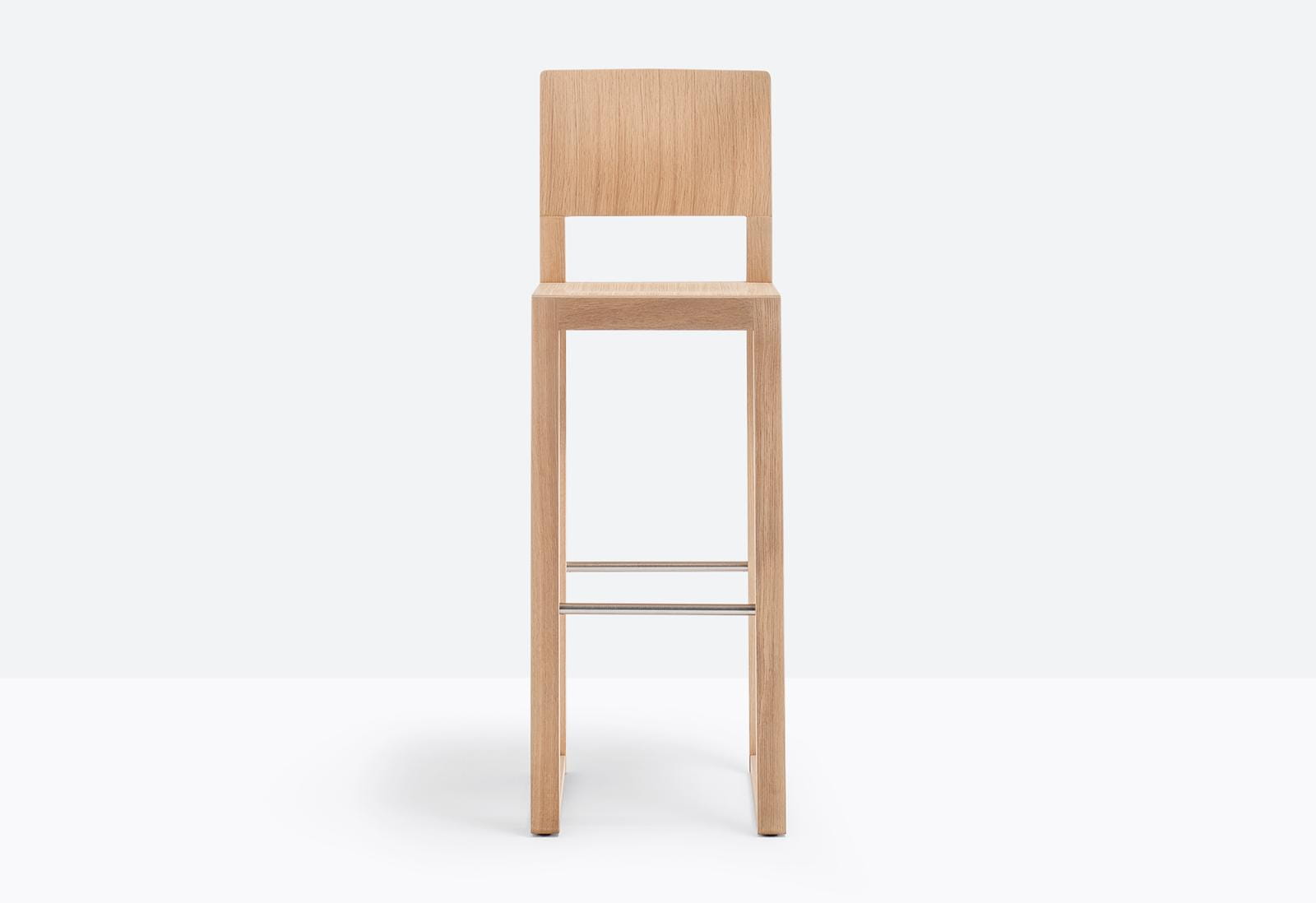 hoker Brera, hoker Pedrali, hoker dębowy, hoker drewniany, hoker do restauracji, nowoczesny design, włoski design
