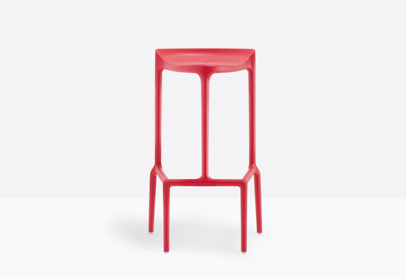 hoker Happy, hoker Pedrali, hoker z tworzywa, hoker na taras, hoker do kuchni, hoker do restauracji, nowoczesny hoker, nowoczesny design, włoski design