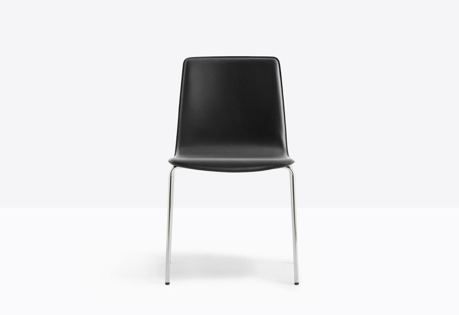 krzesło Inga, krzesło Pedrali, krzesło stalowe, krzesło skórzane, krzesło do jadalni, krzesło do kuchni, nowoczesny design, włoski design