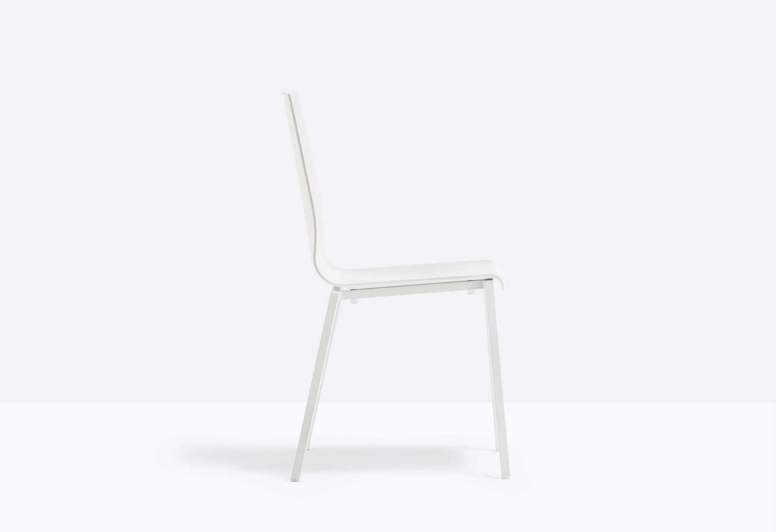 krzesło Kuadra, krzesło Pedrali, krzesło stalowe, krzesło z tworzywa, krzesło do jadalni, krzesło do kawiarni, krzesło do restauracji, nowoczesny design, włoski design