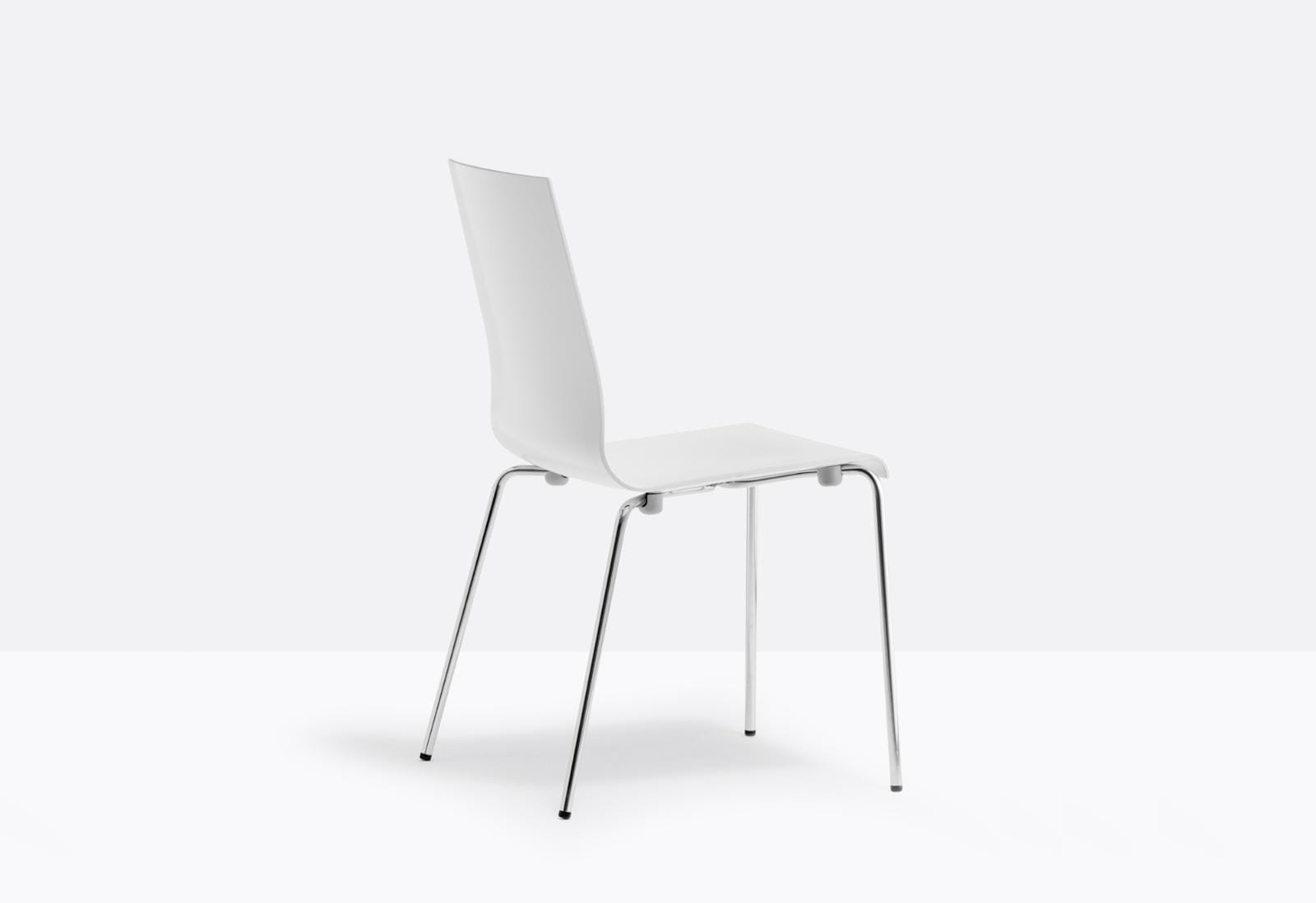 krzesło Kuadra, krzesło Pedrali, krzesło stalowe, krzesło z tworzywa, krzesło do jadalni, krzesło do kawiarni, krzesło do restauracji, nowoczesny design, włoski design