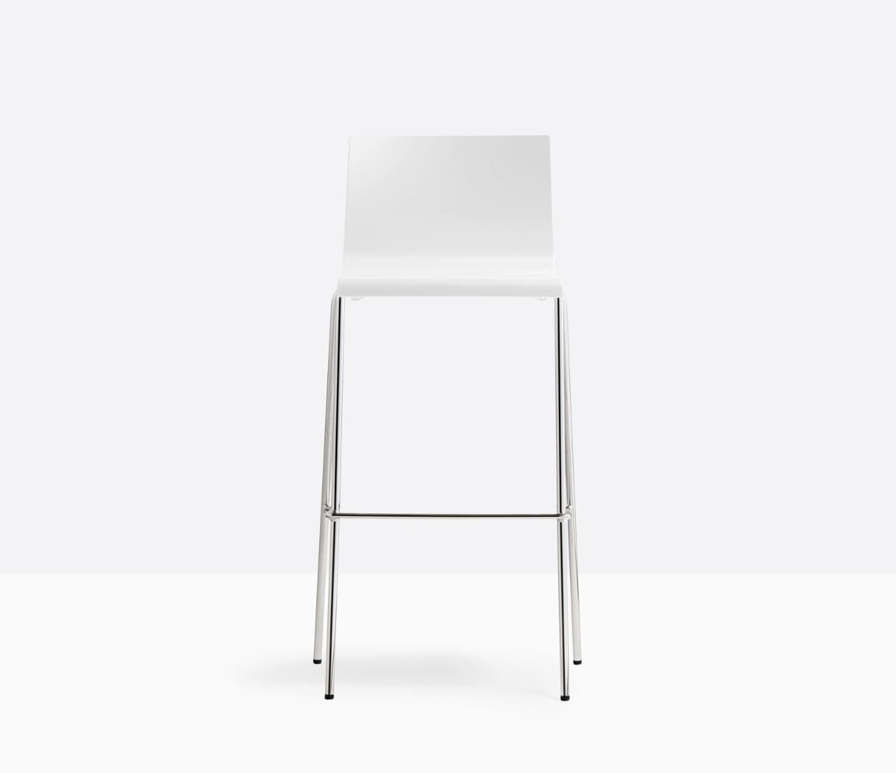 hoker Kuadra, hoker Pedrali, hoker stalowy, hoker z tworzywa, hoker do jadalni, hoker do kawiarni, hoker do restauracji, nowoczesny design, włoski design