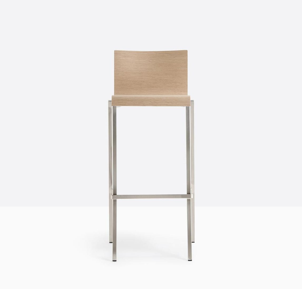 hoker Kuadra, hoker Pedrali, hoker stalowy, hoker drewniany, hoker do jadalni, hoker do kawiarni, hoker do restauracji, nowoczesny design, włoski design