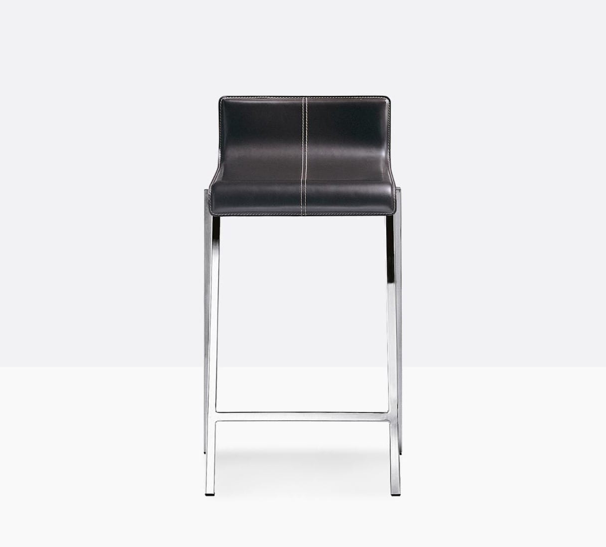 hoker Kuadra, hoker Pedrali, hoker stalowy, hoker skóra, hoker do jadalni, hoker do kawiarni, hoker do restauracji, nowoczesny design, włoski design