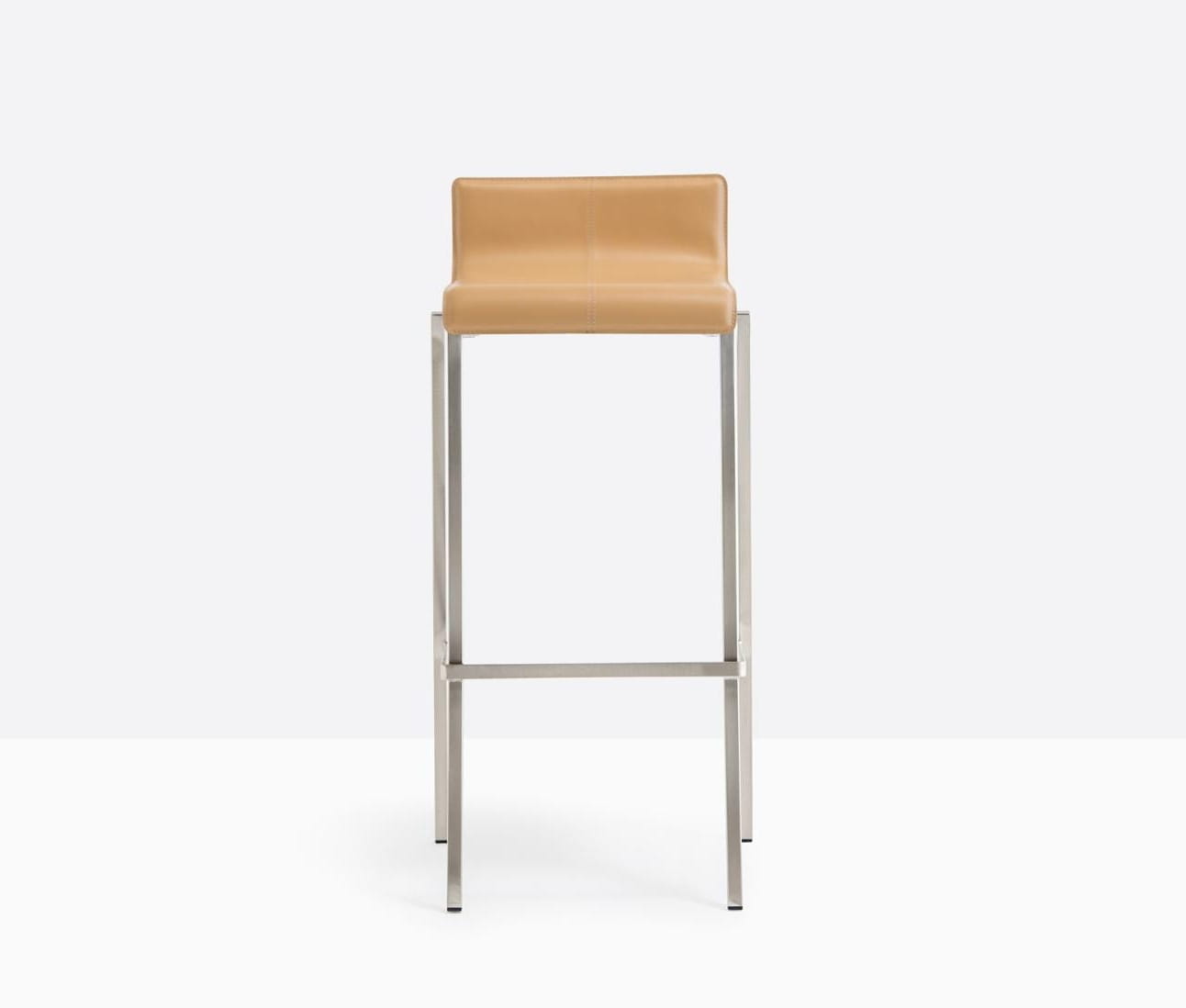 hoker Kuadra, hoker Pedrali, hoker stalowy, hoker skóra, hoker do jadalni, hoker do kawiarni, hoker do restauracji, nowoczesny design, włoski design