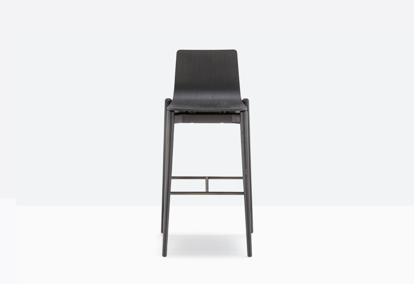 hoker Malmo, hoker Pedrali, hoker drewniany, włoski hoker, hoker do jadalni, hoker do kuchni, hoker do restauracji, nowoczesny design, włoski design