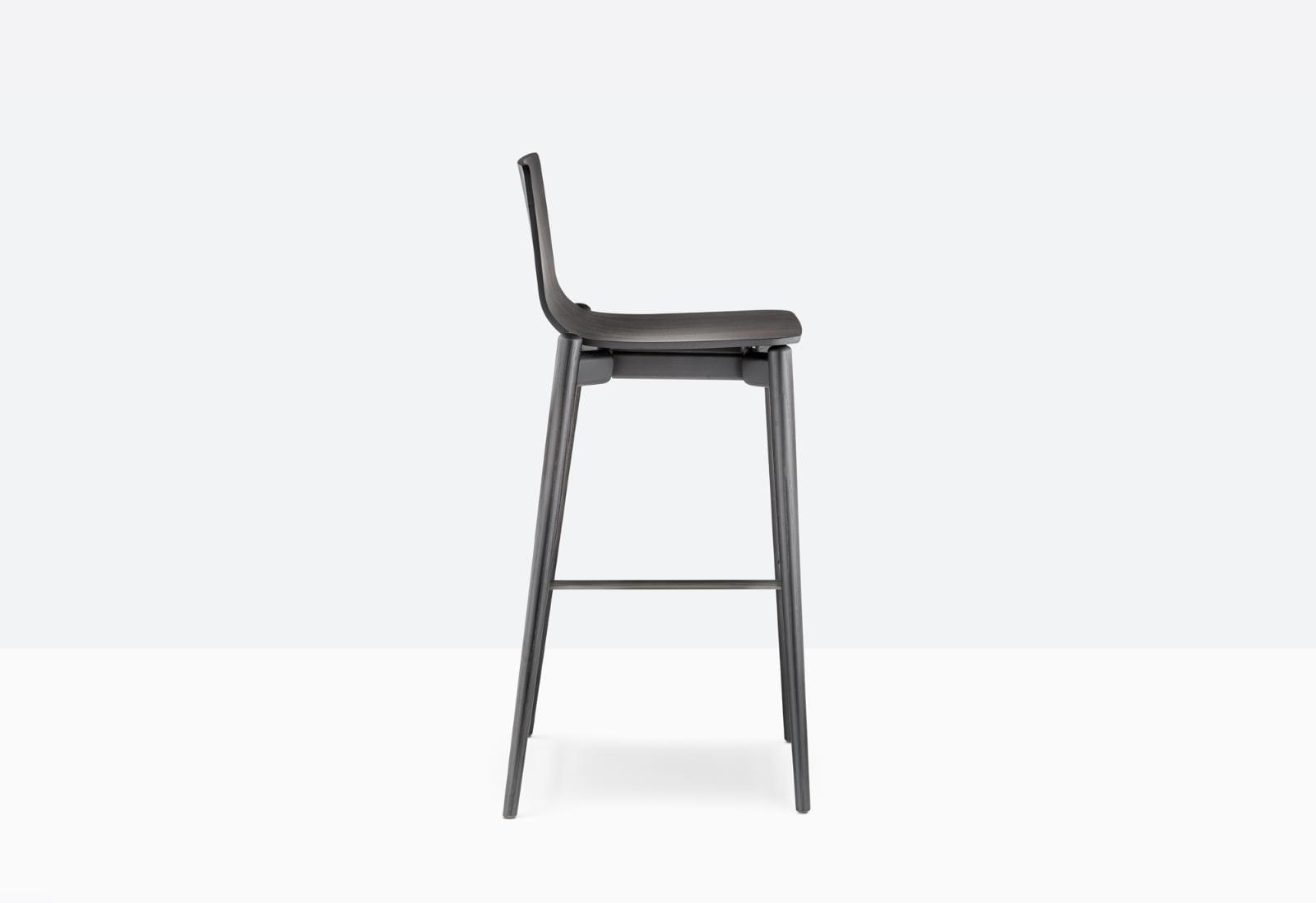 hoker Malmo, hoker Pedrali, hoker drewniany, włoski hoker, hoker do jadalni, hoker do kuchni, hoker do restauracji, nowoczesny design, włoski design