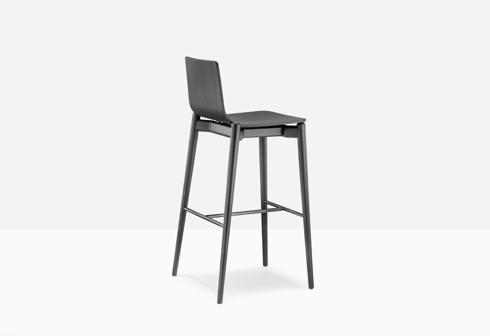 hoker Malmo, hoker Pedrali, hoker drewniany, włoski hoker, hoker do jadalni, hoker do kuchni, hoker do restauracji, nowoczesny design, włoski design