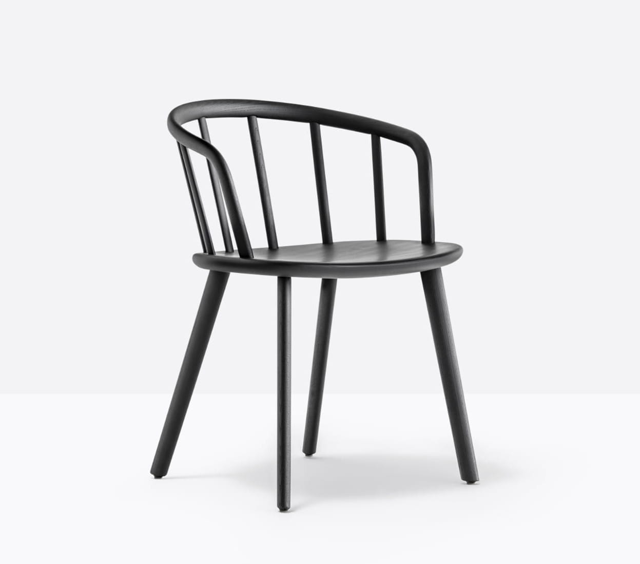 krzesło Nym, krzesło Pedrali, krzesło drewniane, krzesło do jadalni, krzesło do kuchni, krzesło jesionowe, włoski design, minimalistyczne krzesło, nowoczesny design