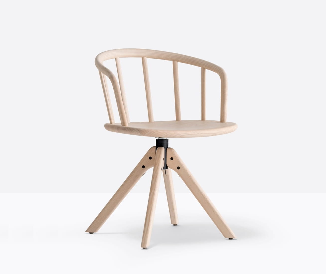 krzesło Nym, krzesło Pedrali, krzesło drewniane, krzesło do jadalni, krzesło do kuchni, krzesło jesionowe, włoski design, minimalistyczne krzesło, nowoczesny design