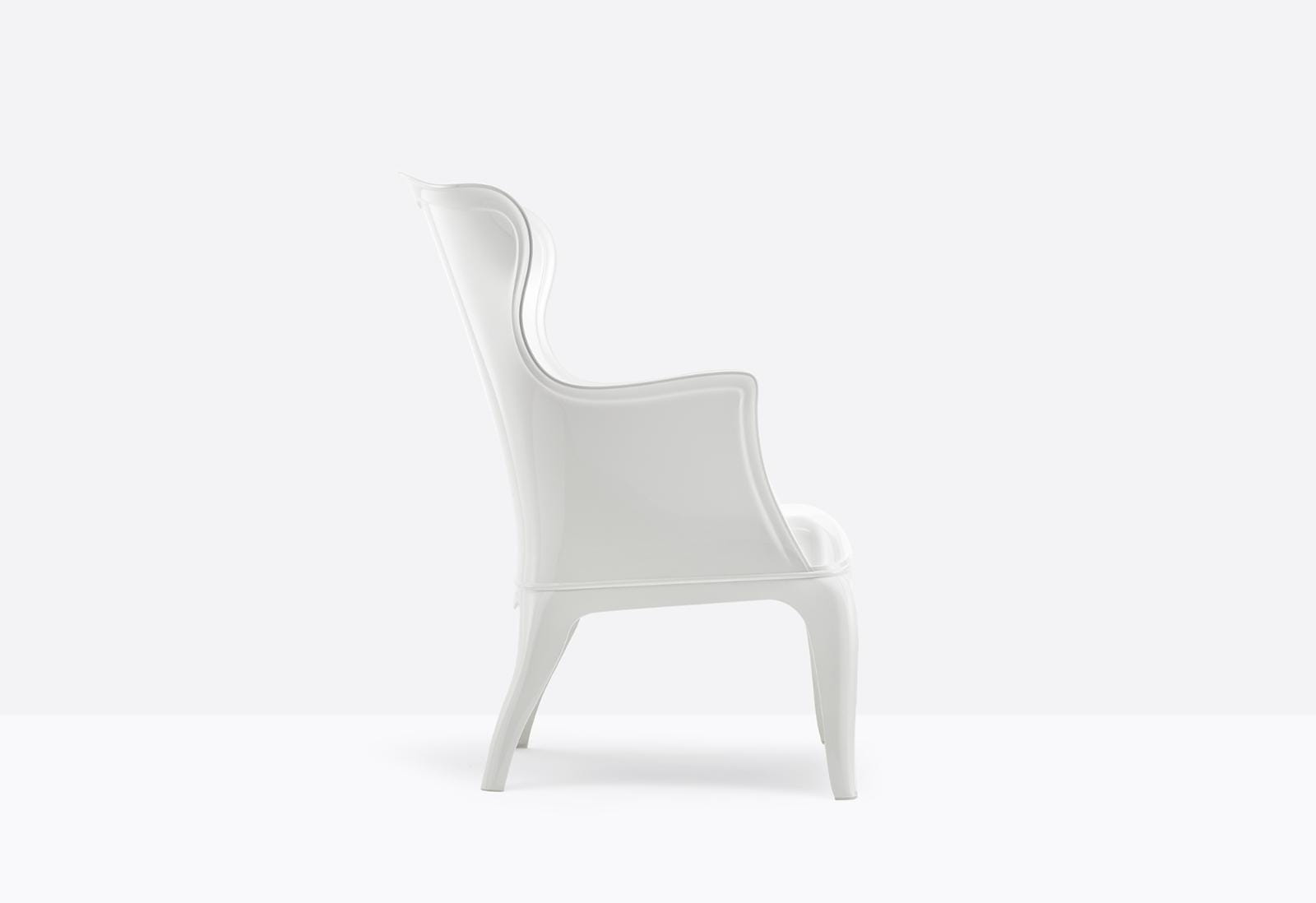 krzesło Pasha, krzesło Pedrali, krzesło z tworzywa, krzesło do salonu, fotel do salonu, fotel królewski, włoski design, niekonwencjonalny design, nowoczesny design