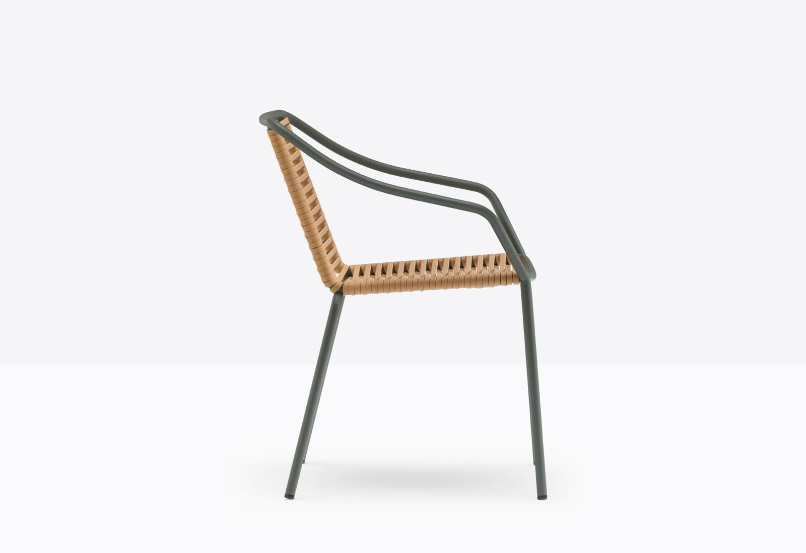 krzesło Philia, krzesło Pedrali, krzesło outdoorowe, krzesło na taras, krzesło ogrodowe, krzesło do restauracji, krzesło plecione, nowoczesny design, włoski design