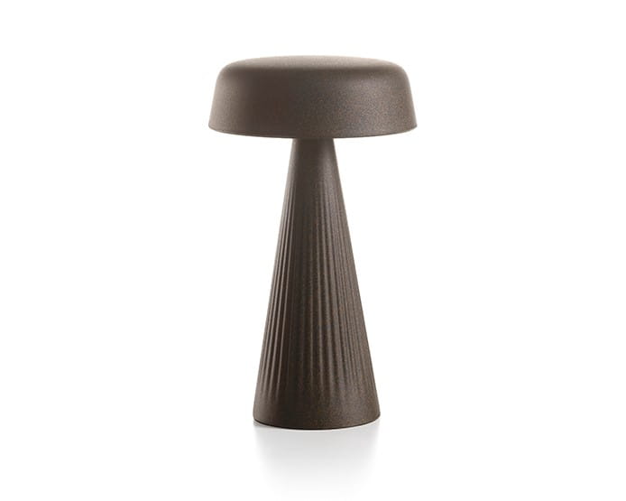 lampa Fade, lampa Plust, lampa stołowa, lampa outdoorowa, lampa na taras, nowoczesny design