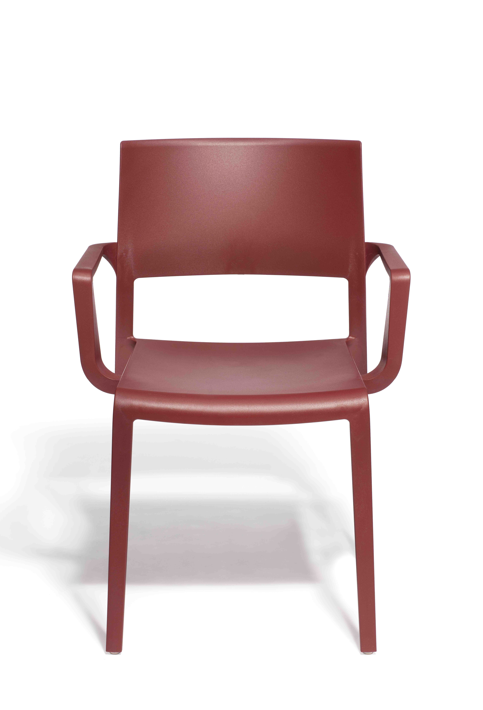 krzesło Lilibet, krzesło do kawiarni, krzesło na taras, meble restauracyjne, odporne krzesło outdoor, nowoczesne krzesło z tworzywa, wersja z podłokietnikami, krzesło do gastronomii, trwałe krzesło z tworzywa, lekkie krzesło plastikowe