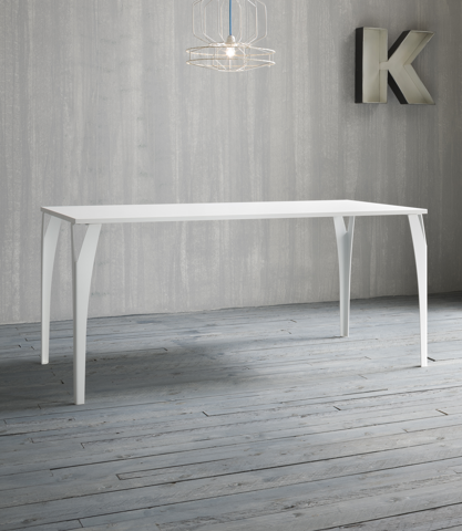 stół Charme, stół elegancki, stół hotelowy, stół do biura, stół do coworkingu, stół konferencyjny, stół z metalowymi nogami, blat z kompozytu żelaznego, stół do przestrzeni komercyjnych