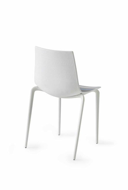 krzesło Colorfive, krzesło z tworzywa, krzesło sztaplowane, krzesło do restauracji, krzesło do jadalni, krzesło nowoczesne, kolorowe krzesło, krzesło outdoorowe