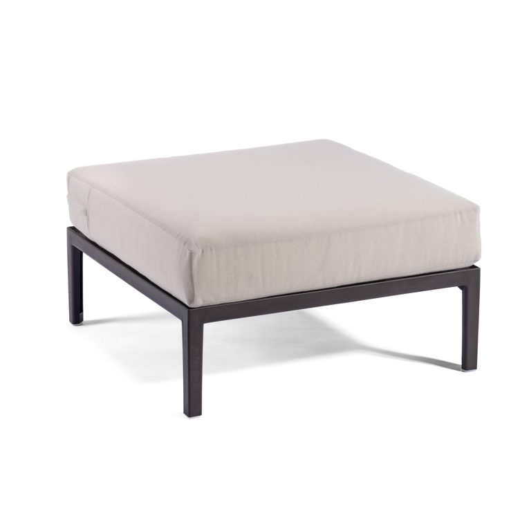 pufa Engels, pufa Gaber, pufa outdoorowa, pufa z tworzywa, pufa tapicerowana, pufa na taras, włoski design, nowoczesny design
