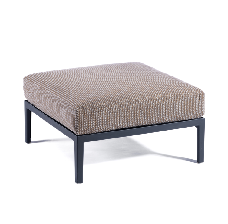 pufa Engels, pufa Gaber, pufa outdoorowa, pufa z tworzywa, pufa tapicerowana, pufa na taras, włoski design, nowoczesny design