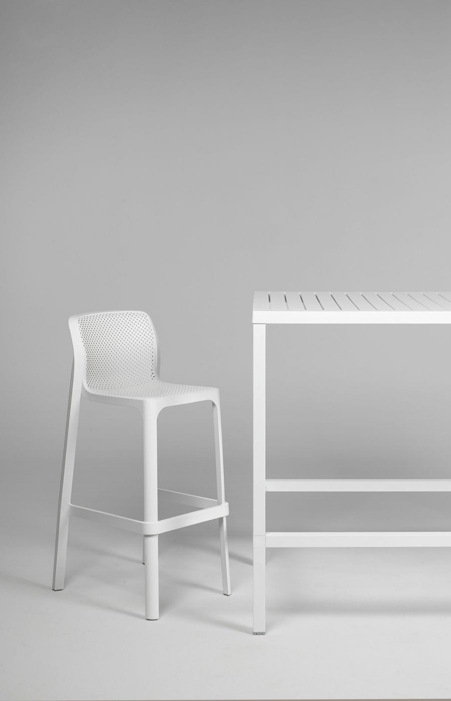 Hoker Net Bianco nowoczesność minimalizm komfort taras ogród